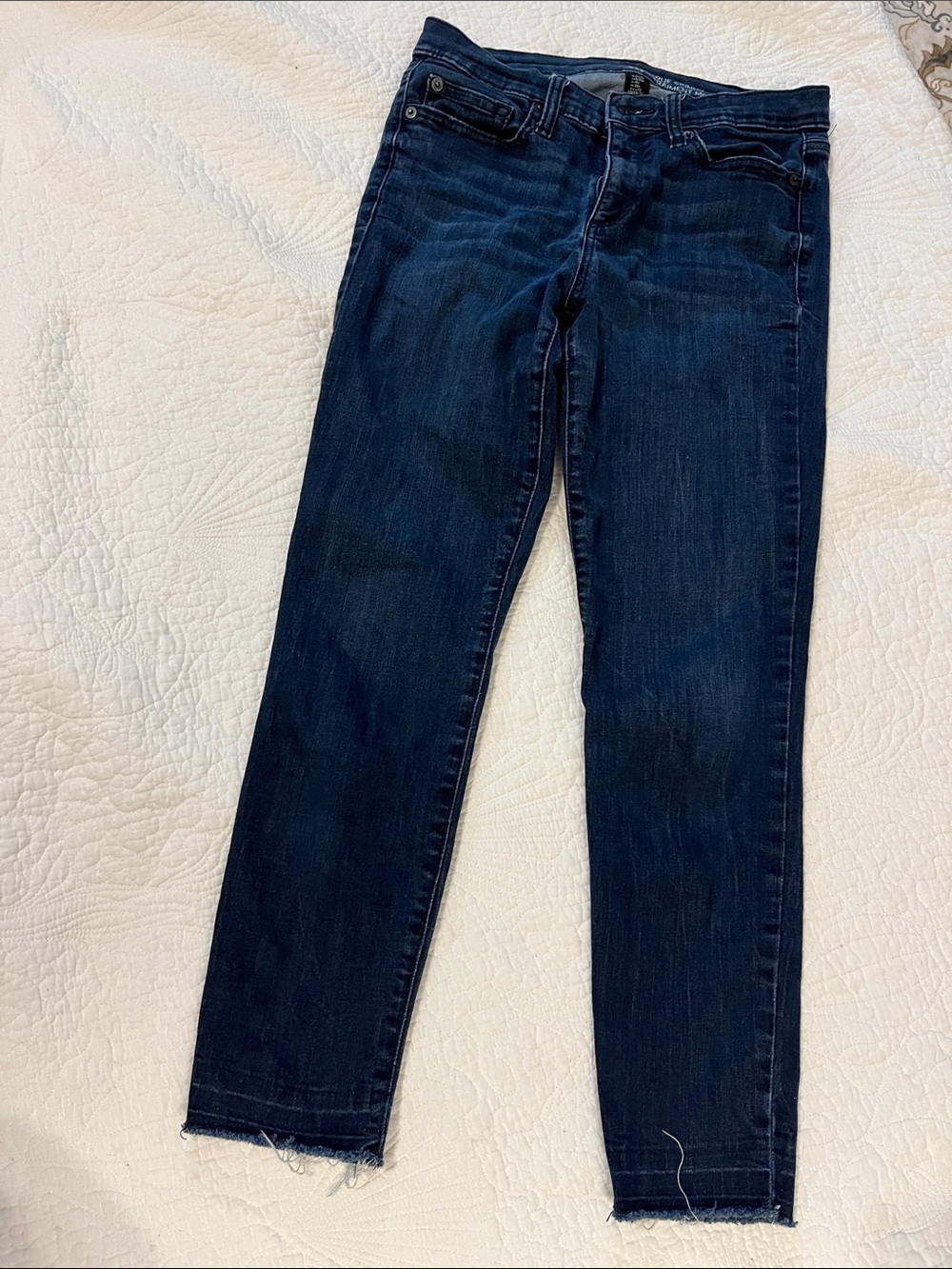 GAP Women's Skinny Jeans in Dark Blue Wash